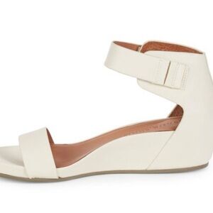 Gentle Souls Cream Wedge Sandals with Modern Design